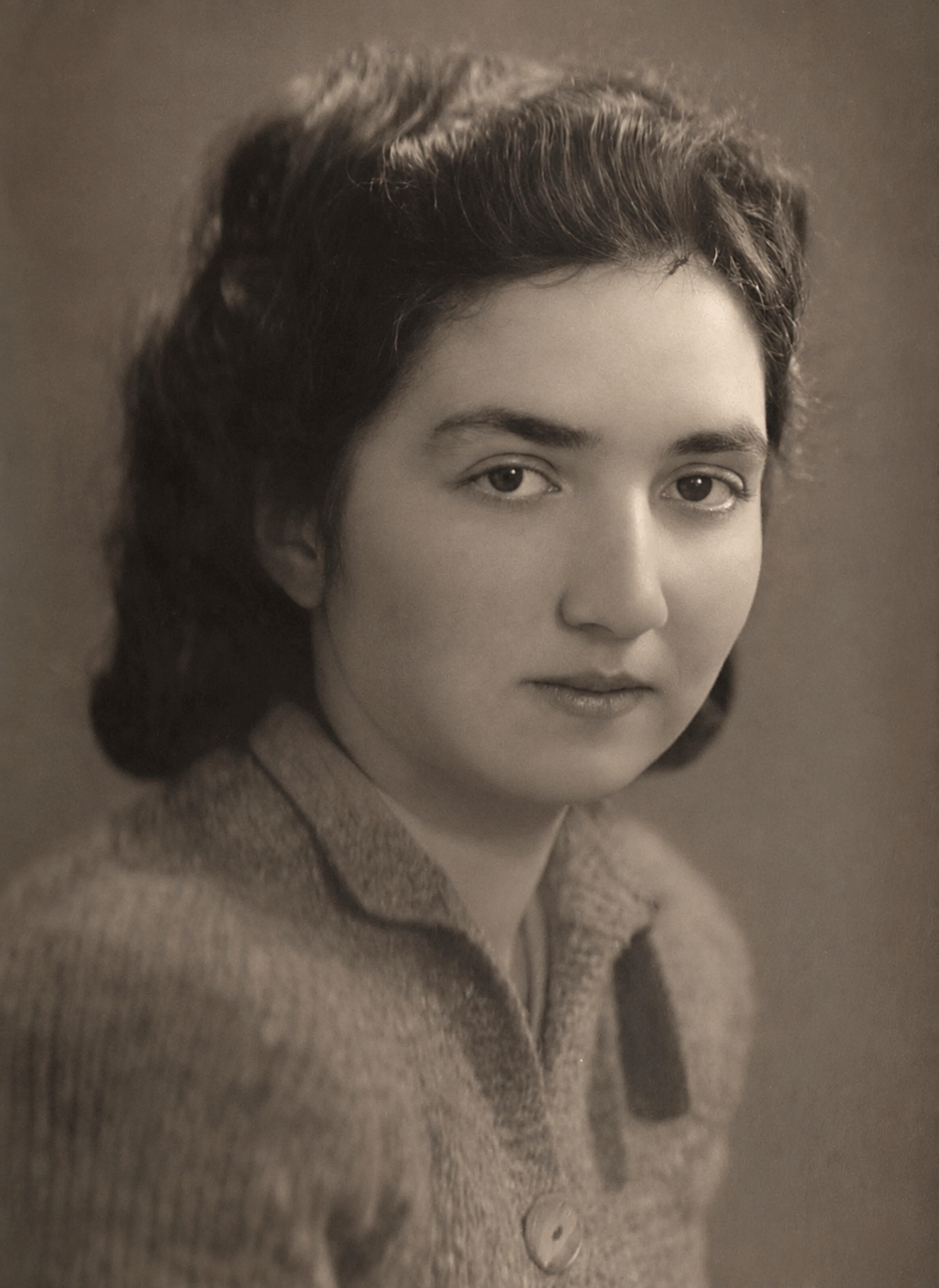 Зефира Кирилловна Гутнова, 1948